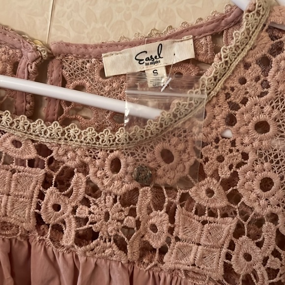 EASEL SHIRT SIZE SMALL - Picture 3 of 6